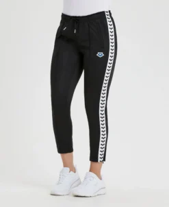 Arena Pantaloni 7/8 Donna Team 12 Arena Pantaloni 7/8 Donna Team -Negozio online Costume Da Bagno ftp m magentoproduct photos001780501 001 xl 2